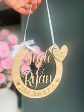 Load image into Gallery viewer, Lucky Wedding Day Horse Shoe