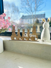 Load image into Gallery viewer, Bunny Family Decoration
