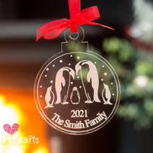Load image into Gallery viewer, Penguin Family Personalised Tree Decoration craft product