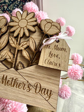 Load image into Gallery viewer, Personalised wooden Mothers day card with ‘Happy Mother’s day’ laser engraved on the front and a wooden gift tag with personalised gift details. 
