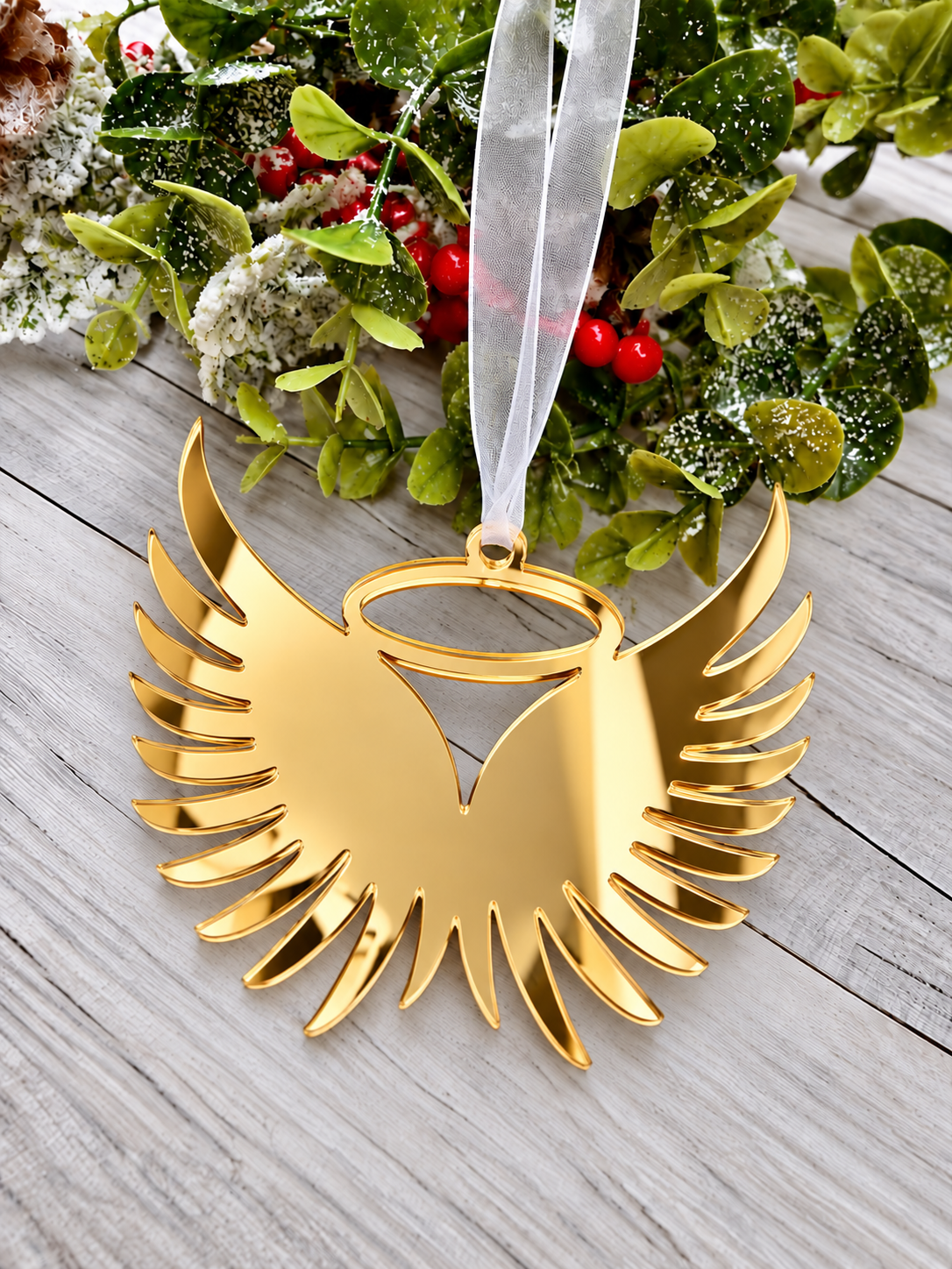 Load image into Gallery viewer, Angel wings in memory Christmas decoration in gold mirrored acrylic, plain
