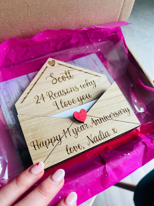 Personalised wooden anniversary card with custom engraved message, a unique keepsake gift for couples, weddings, and special occasions.