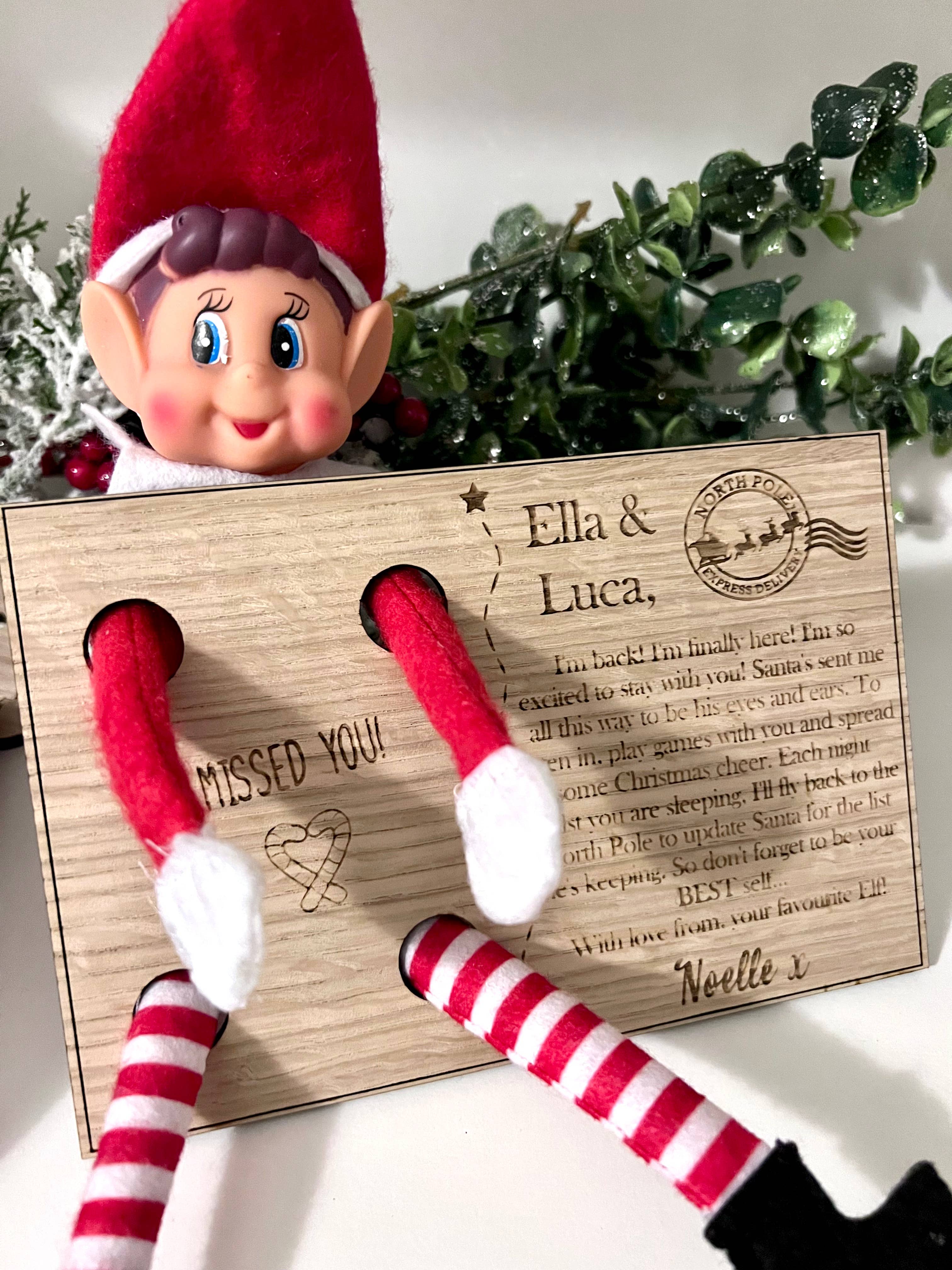 Personalised Elf arrival postcard craft product